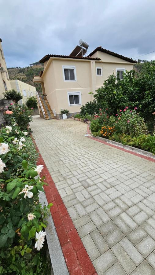 Aliaj Guest House Berat Eksteriør bilde