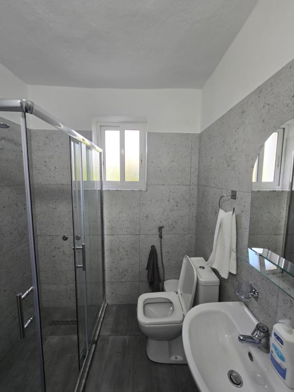 Aliaj Guest House Berat Eksteriør bilde